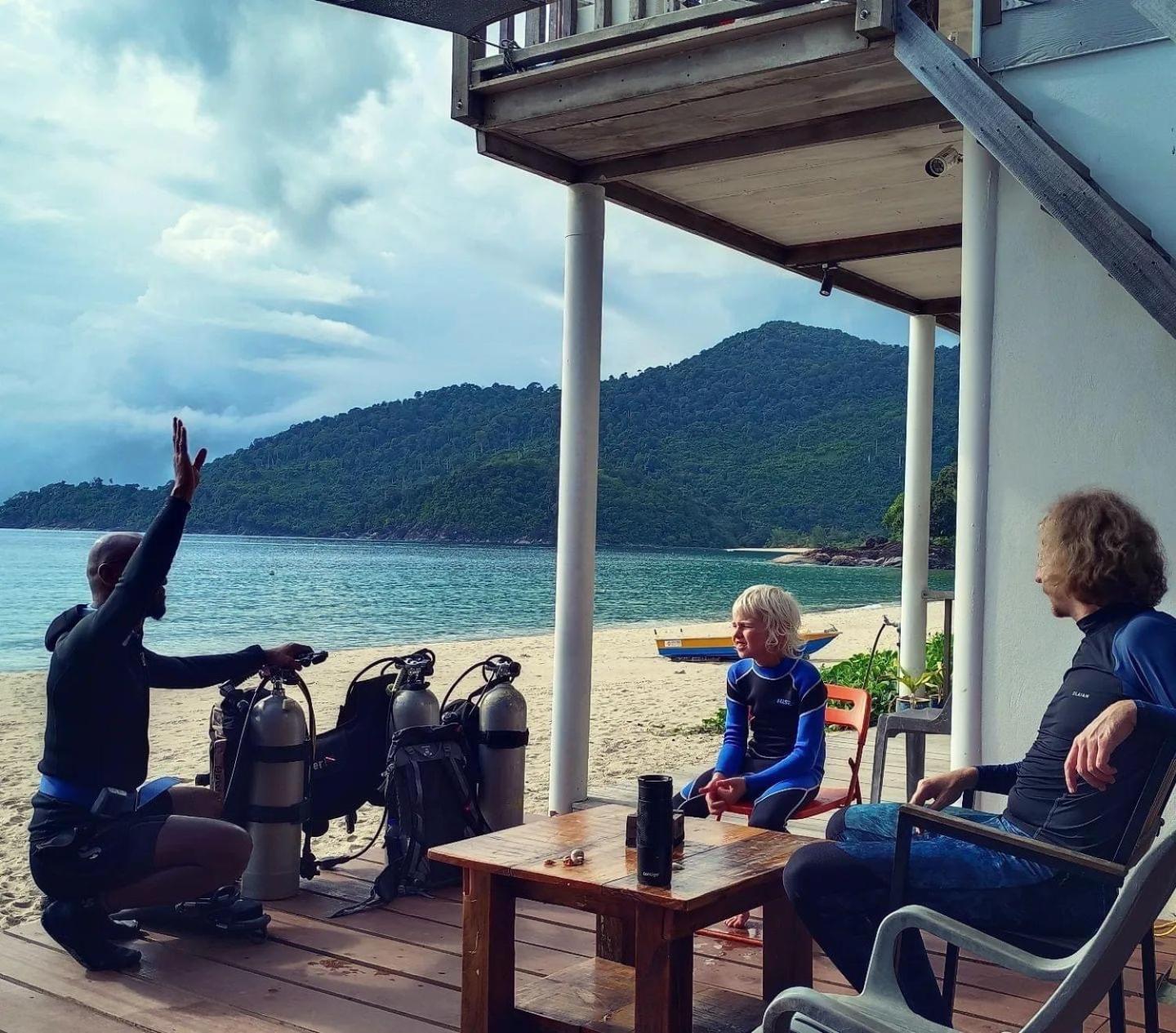Tiongman Scubadive & Lodge Kampong Juara Екстериор снимка