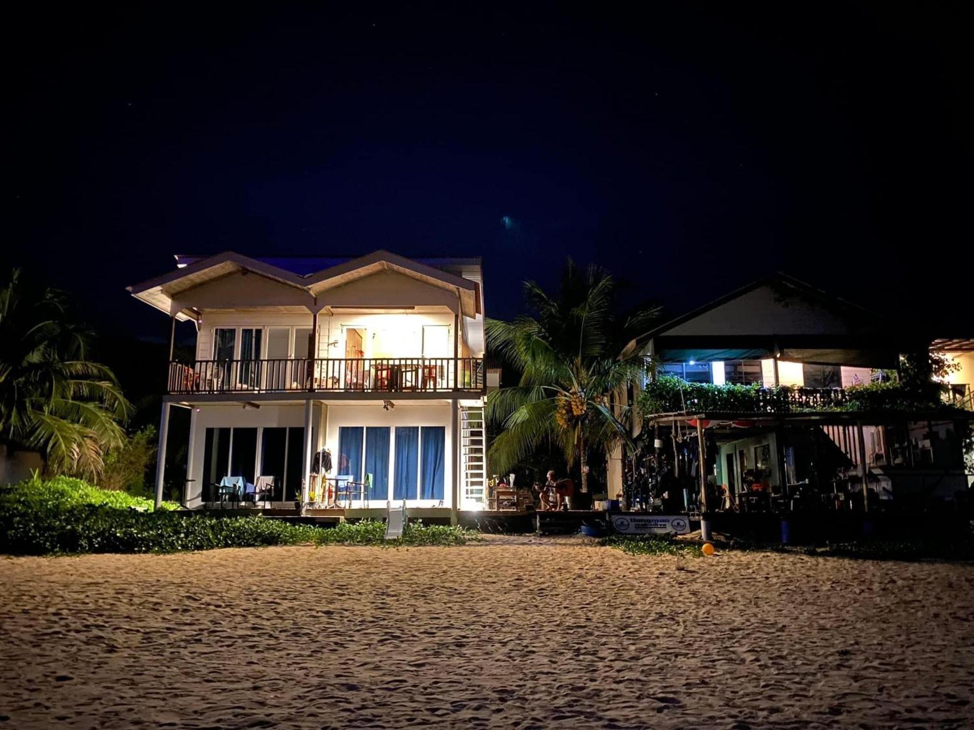 Tiongman Scubadive & Lodge Kampong Juara Екстериор снимка